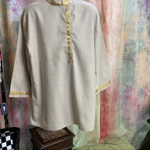 📌Tailored Asian Style Stand Up Collar Shirt with Gold Border - Picture 13 of 14